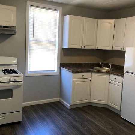 Private 2-Bedroom With Free Parking And Direct Bus To Nyc Manhattan Only 2 Blocks Away Linden Dış mekan fotoğraf